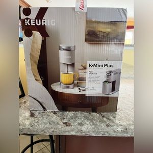 NWT! Grey Kuerig Mini